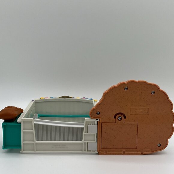 Fisher Price Loving Family Garden Swing Koi Pond Lights Music Wheelbarrow 2000 - Picture 13 of 16